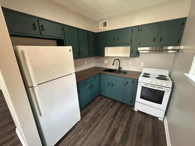 Photo - 3710 Noblitt Dr Unit 3