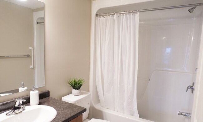 Photo - Courtyard Apartments