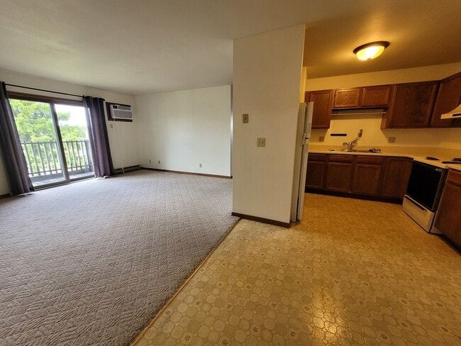 Photo - 2209 N Michelle Ct Condo