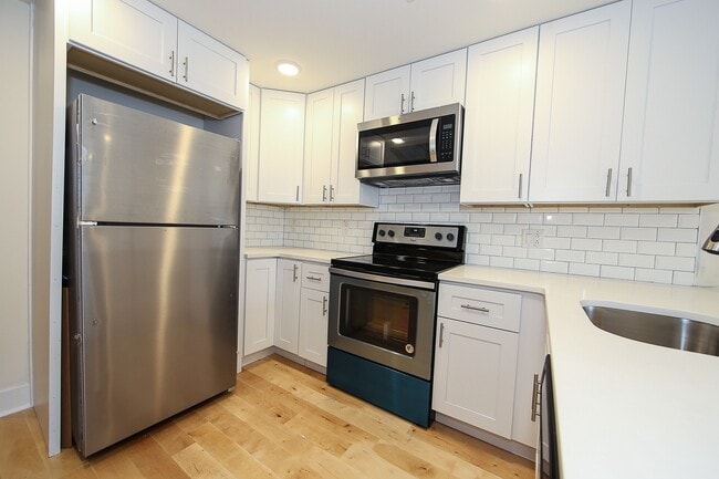 Photo - 1725 Arlington St Unit B