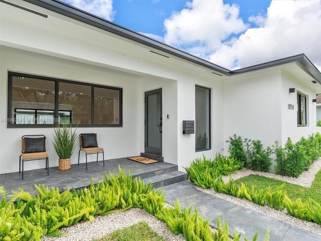 Photo - 1751 NE 138th St