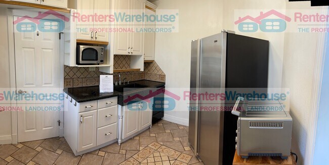 Photo - 970 E 1st Ave