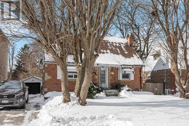 Photo - 90 Bellamy Rd S