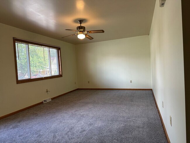 Photo - 212 4th St SW Unidad 216 4th Street SW
