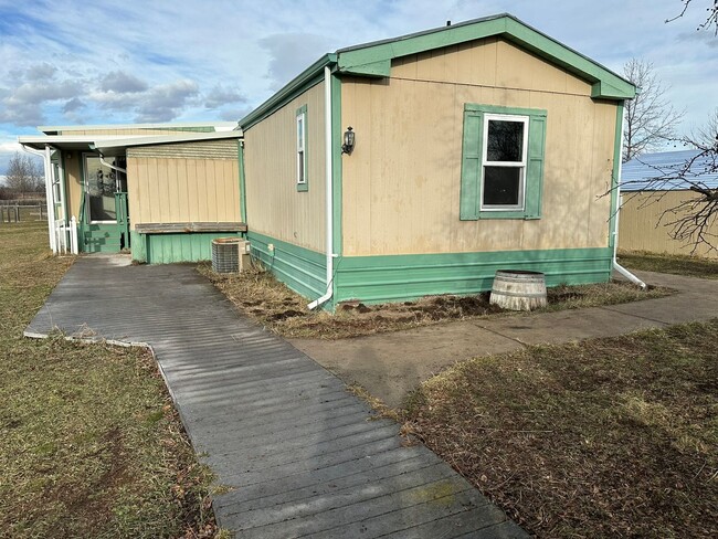 Photo - 3 Bed / 2 Bath  on One Acre – Garage Included