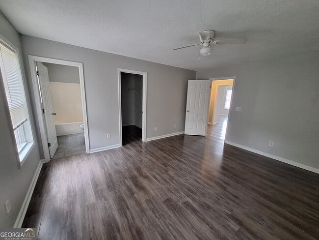 Photo - 5633 Rutland Dr SW