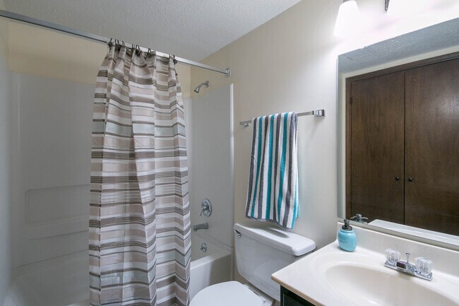 Photo - 1114 Fremont St