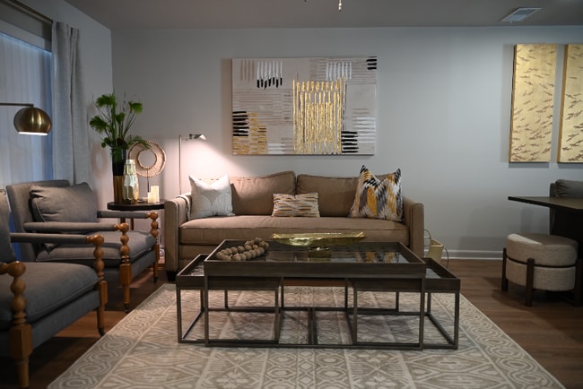 Photo - 242 Lagrange St