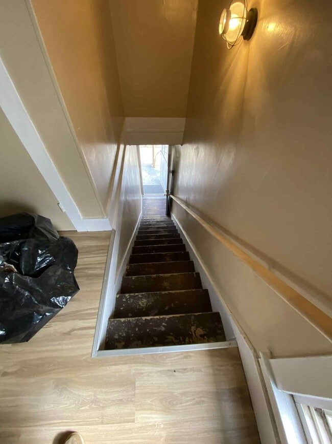 Photo - 132 S 12th St Unit Upper