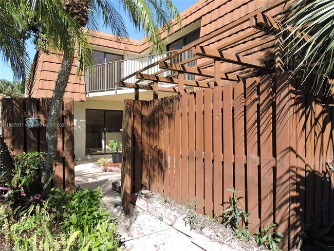 Photo - 1316 SW 118th Terrace