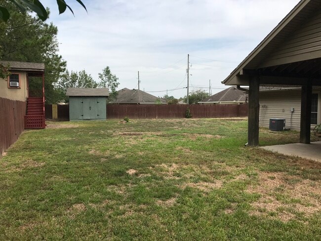 Photo - 5660 Springfield Cir W