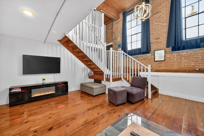 Photo - 226 Mt Elliott St Unit ID1437644P