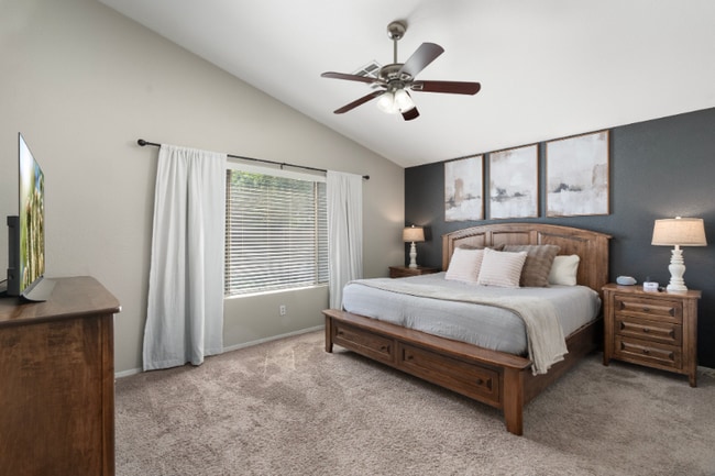 Photo - 1253 S Colonial Dr