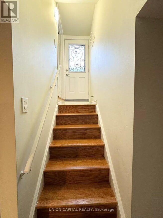 Photo - 46 Clover St