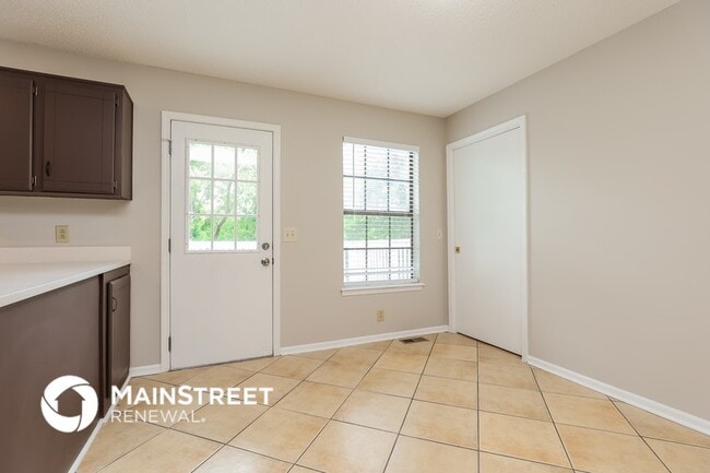 Photo - 105 Mystic Hill Ct