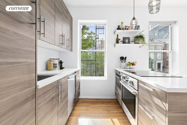 Photo - 134 Boerum Pl