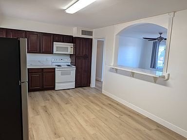 1242 W 9th St