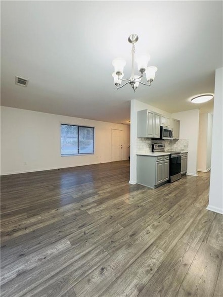 Photo - 3759 Mulkey Cir SW