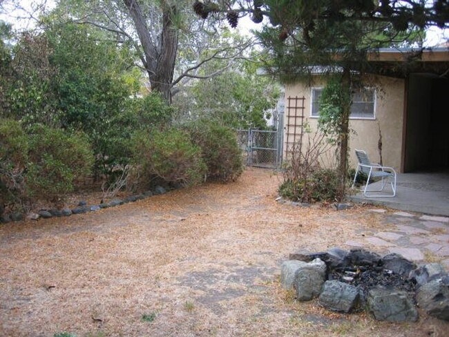 Photo - 3 Bedroom 2 Bathroom Home Available July