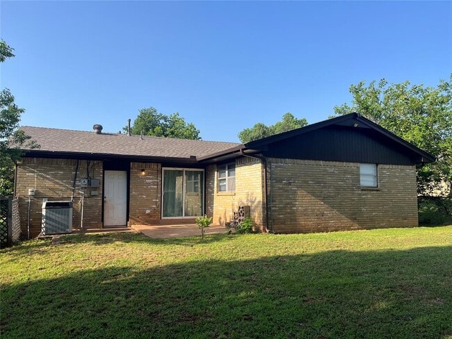 Photo - 1505 Kingston Rd