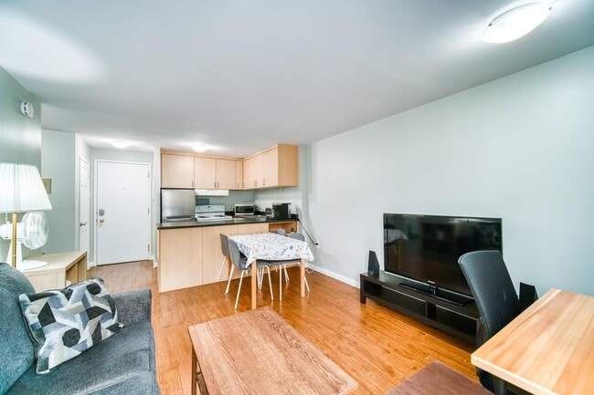 Photo - 5222-5222 Green St Unit 43