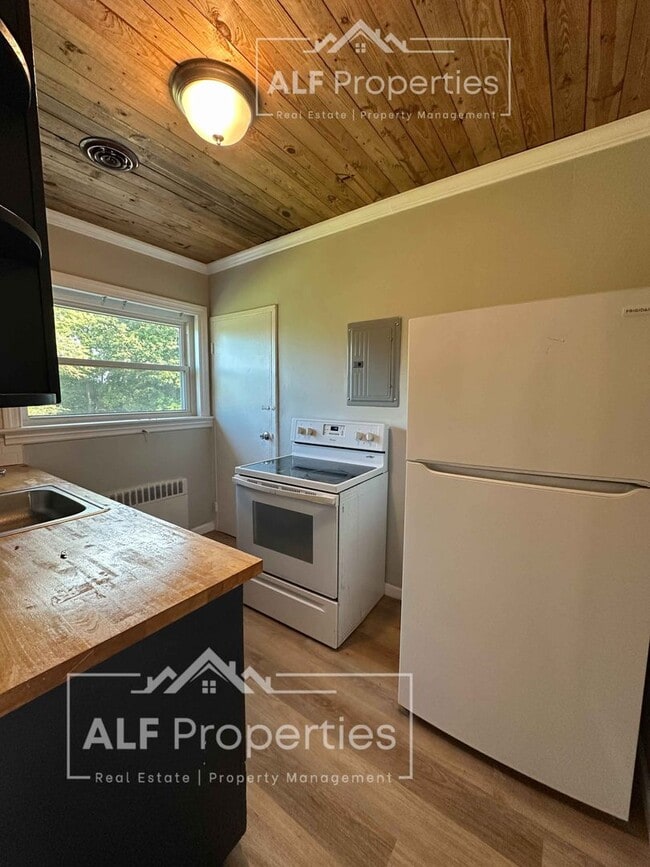 Photo - 1301 S 10th St Unit 1301 S. 10th St.  3