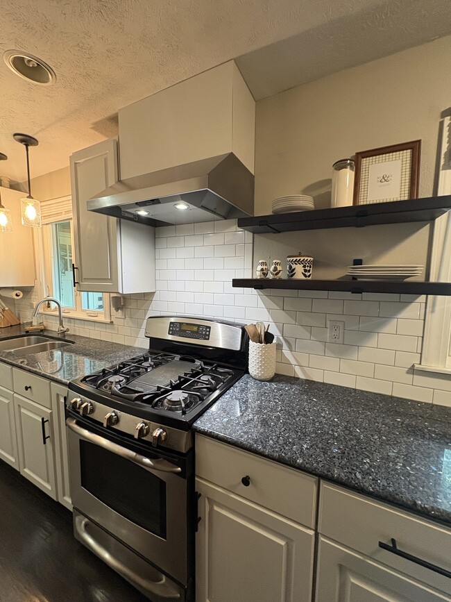 Photo - 1011 Pine Valley Dr