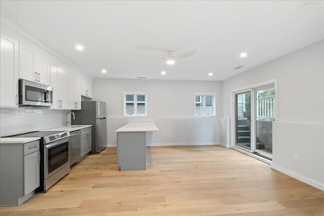 Photo - 46 Hudson St Unit Apt 1