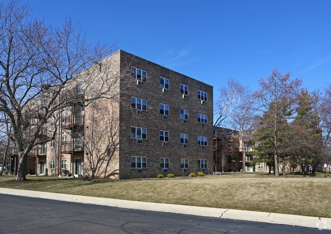 Enclave Apartments of Hoffman Estates