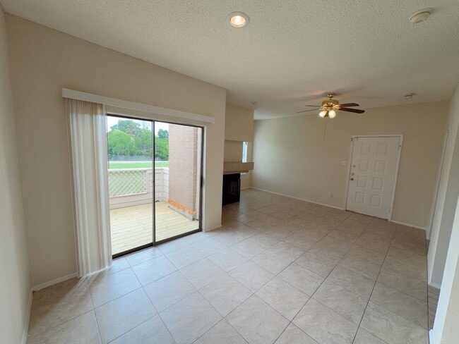 Photo - 7900 Bissonnet St Unit C14