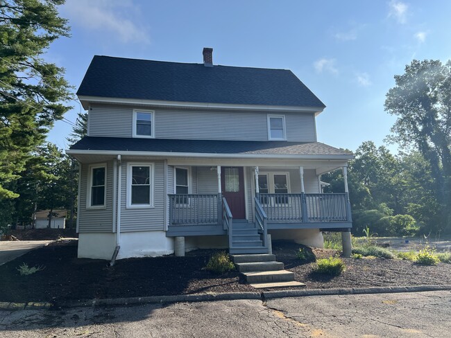 Building Photo - 278 N Maple St Rental