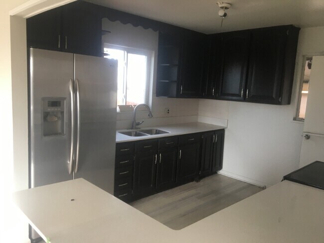 Photo - 481 W 70th Pl