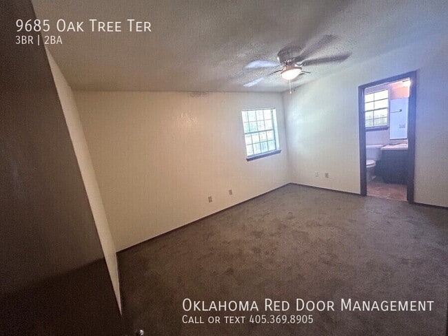Photo - 9685 Oaktree Terrace
