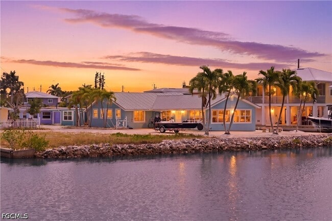 2669 Coco Plum Dr