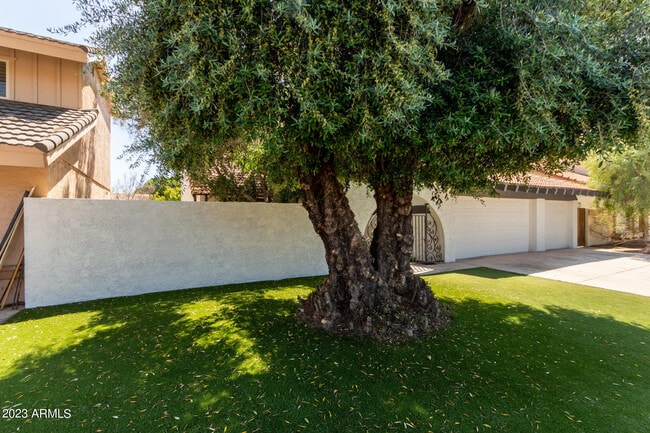 Photo - 1337 E Northshore Dr