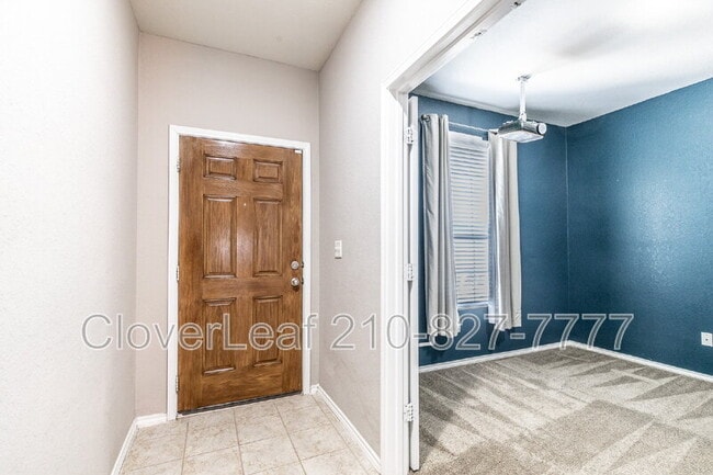 Photo - 9528 Madison Creek