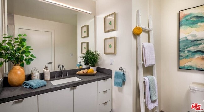 Photo - 10375 Washington Blvd Unit 605