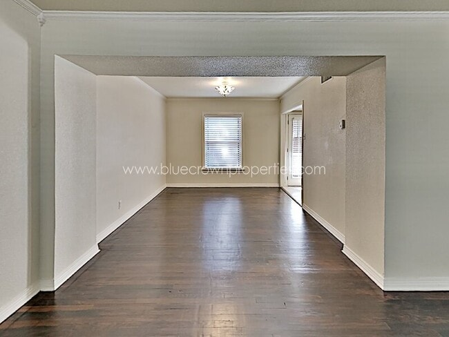 Photo - 6491 Bordeaux Ave