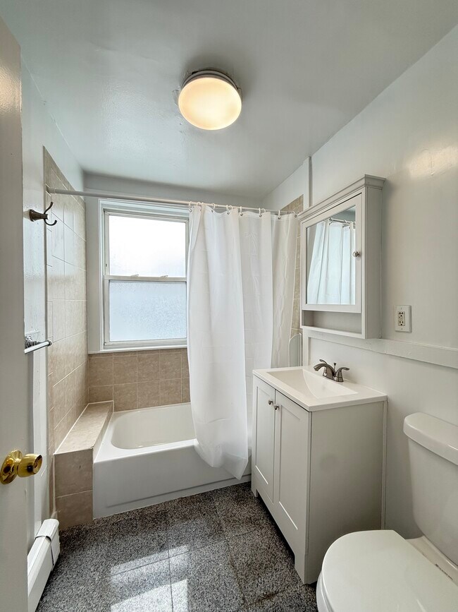 Photo - 6 Bowdoin Park Unit 1