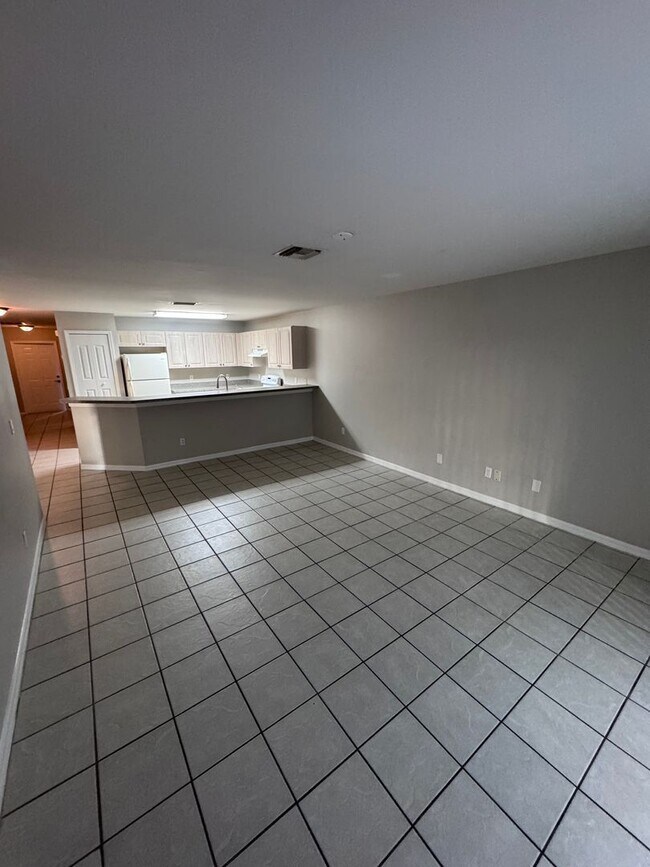 Photo - 343 Harold Ave S