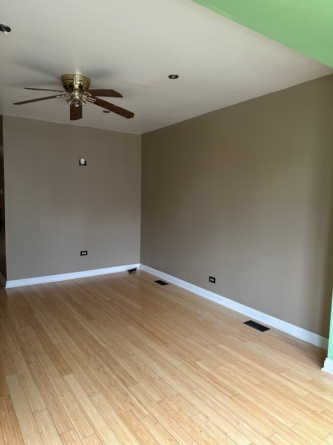 Photo - 2521 N Linder Ave Unit 1