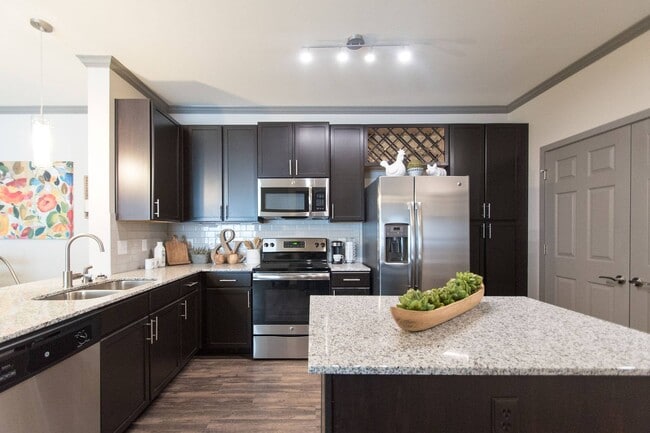 Photo - Vintage at Emory Road Apartments