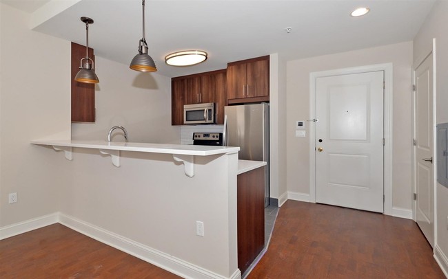 Photo - 100 Marshall St Unit 215