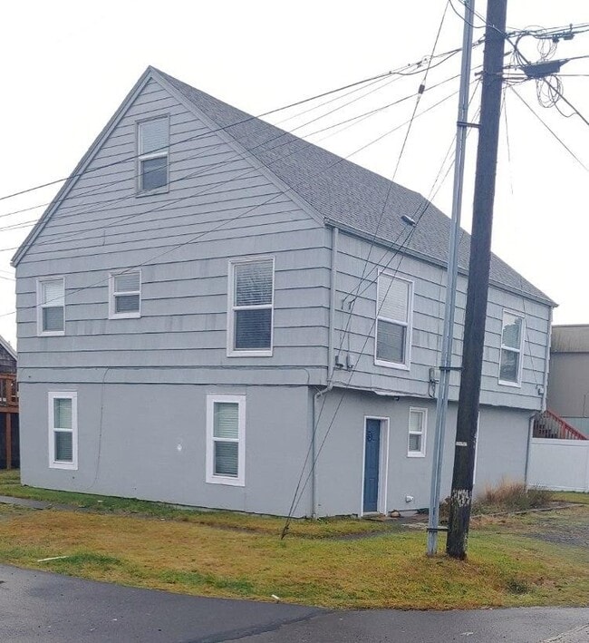 Photo - 1700 California Ave S Unit Apt. #3