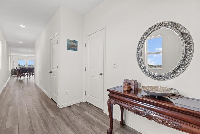 Photo - 1003 Sika Cv Casa