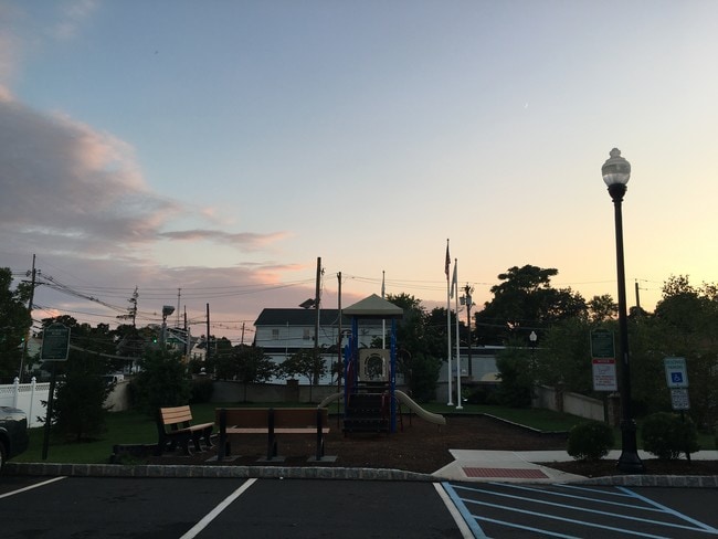 Photo - 18 Alerica Ln