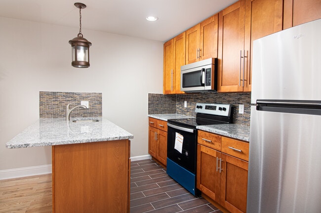 Photo - 5209 Chancellor BRAND NEW DUPLEX APT