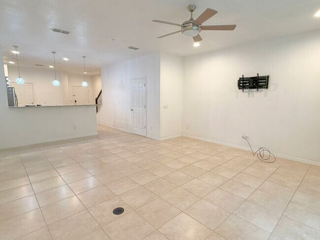 1288 Pavia Dr