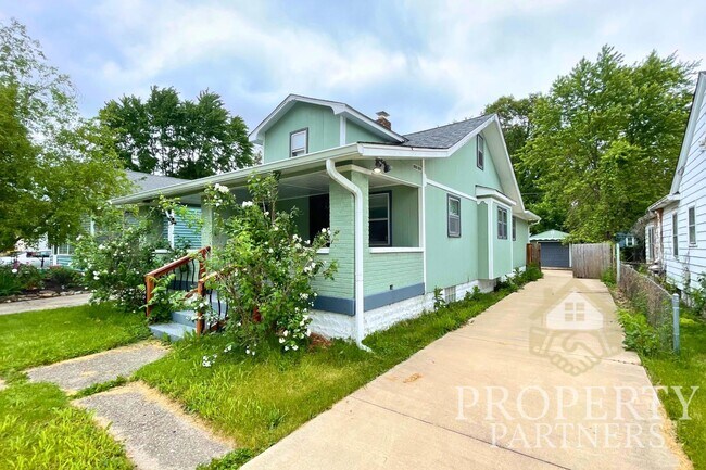 Photo - 4929 Kingsley Dr