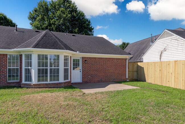 Photo - 750 Sweetwater Dr Unit #3